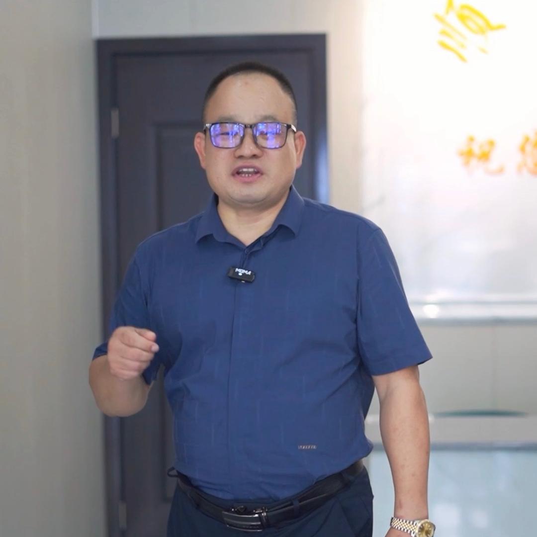 放哥商务车（湖南顺平汽车）