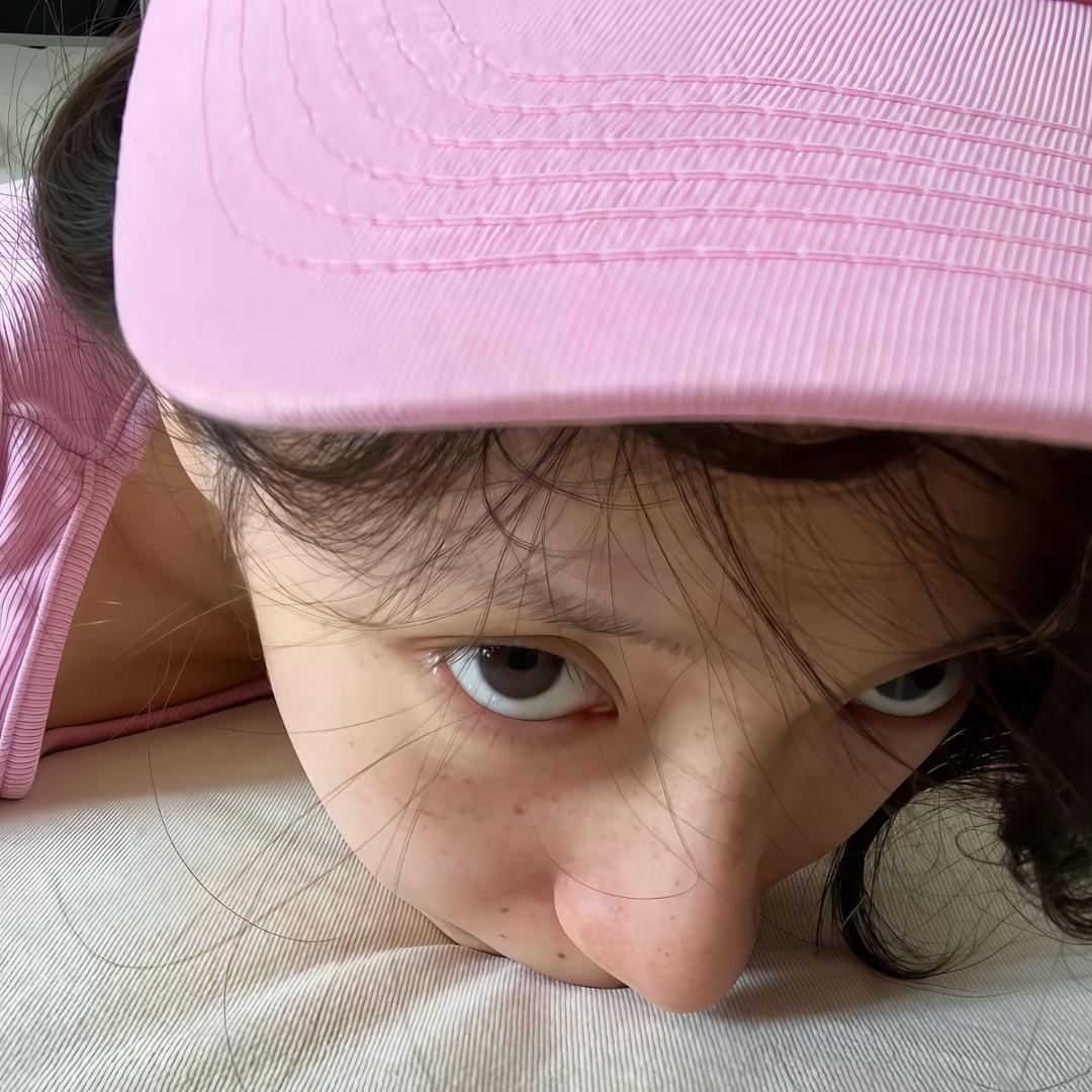 不爱chi香菜.
