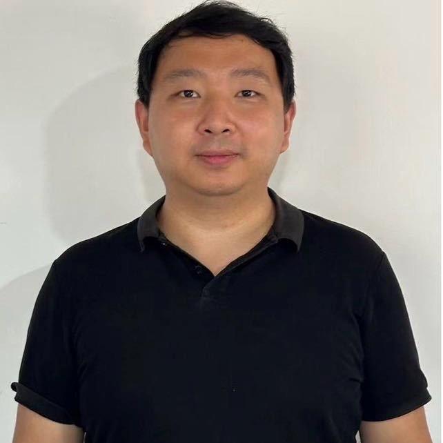 昆明立奥张洎敏