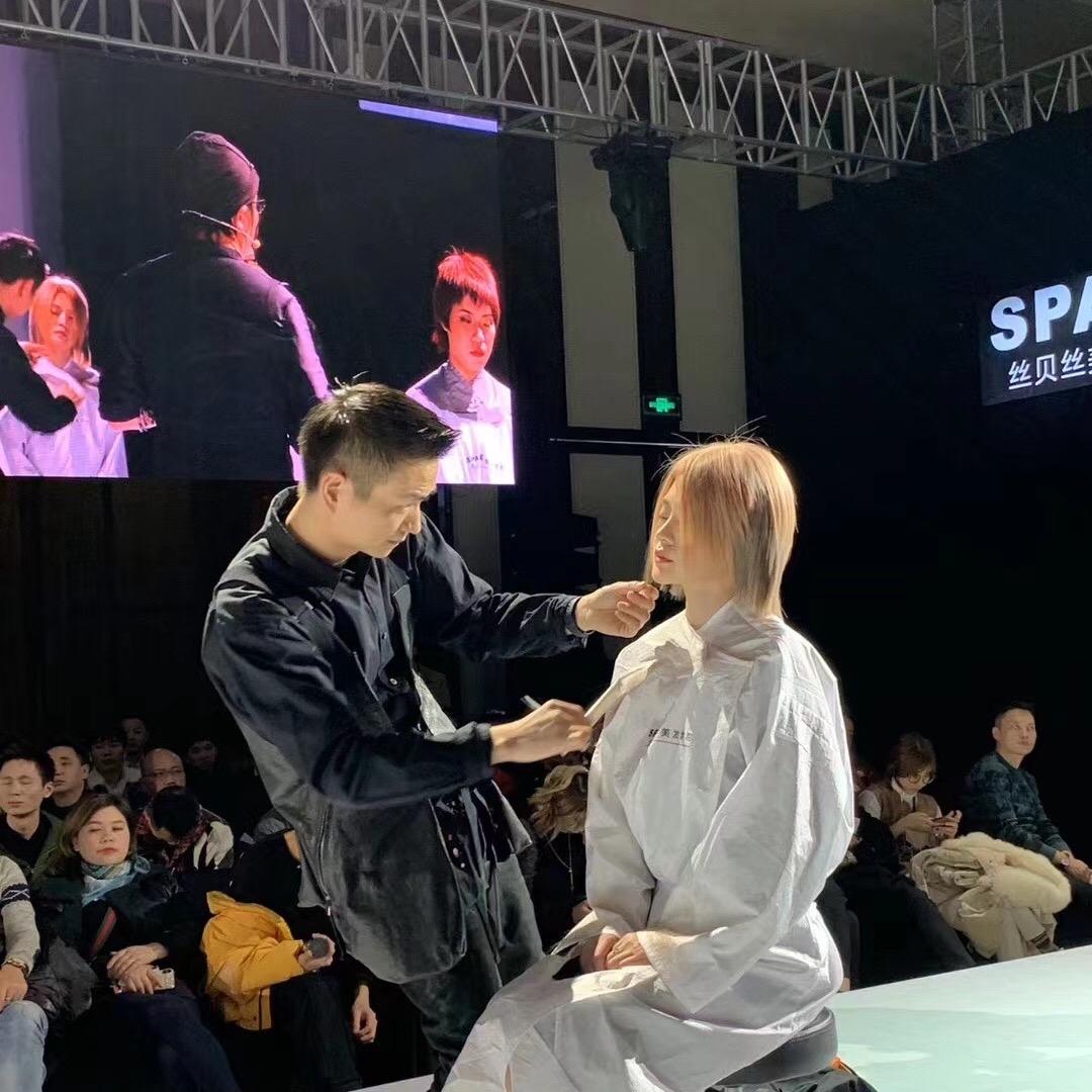 楠哥说养发—（专业洗护点橱窗）