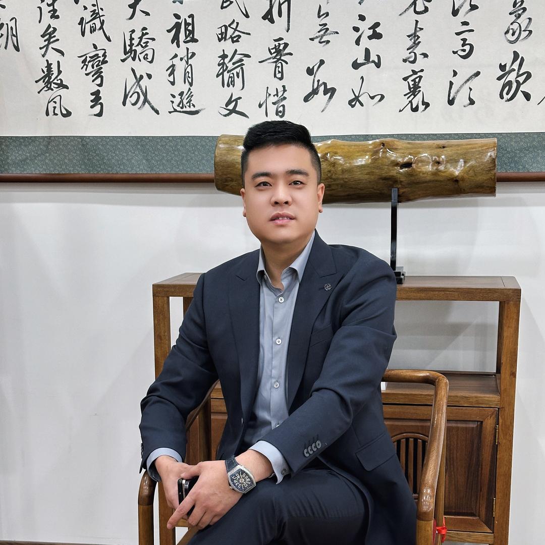 鑫众诚汽车服务有限公司（张伟）