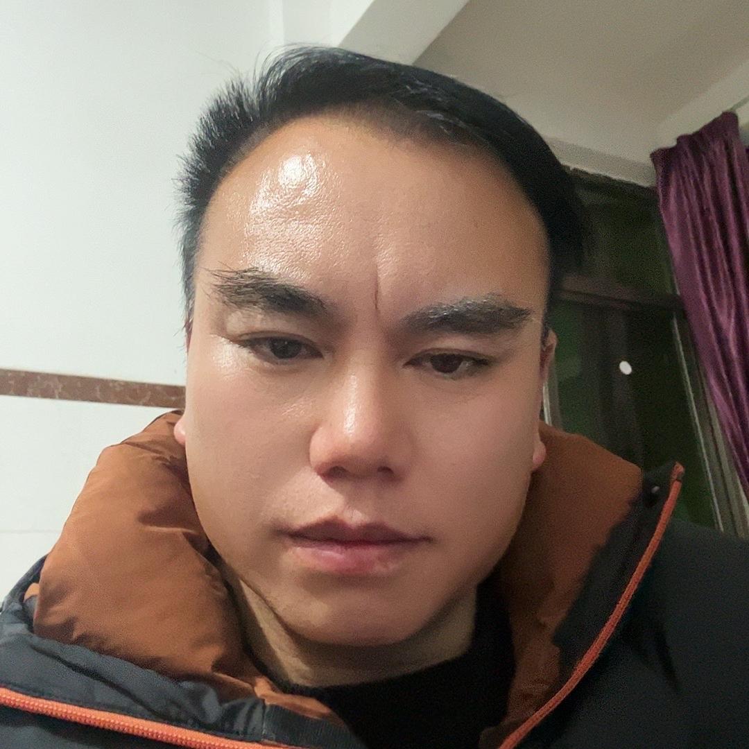 波波轻奢服饰
