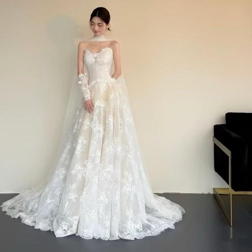 纱与婚纱礼服馆