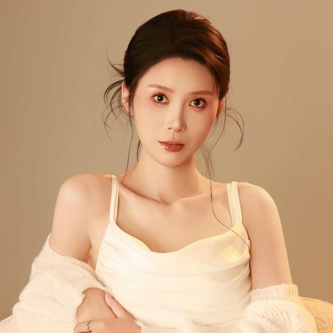 李婧瑶