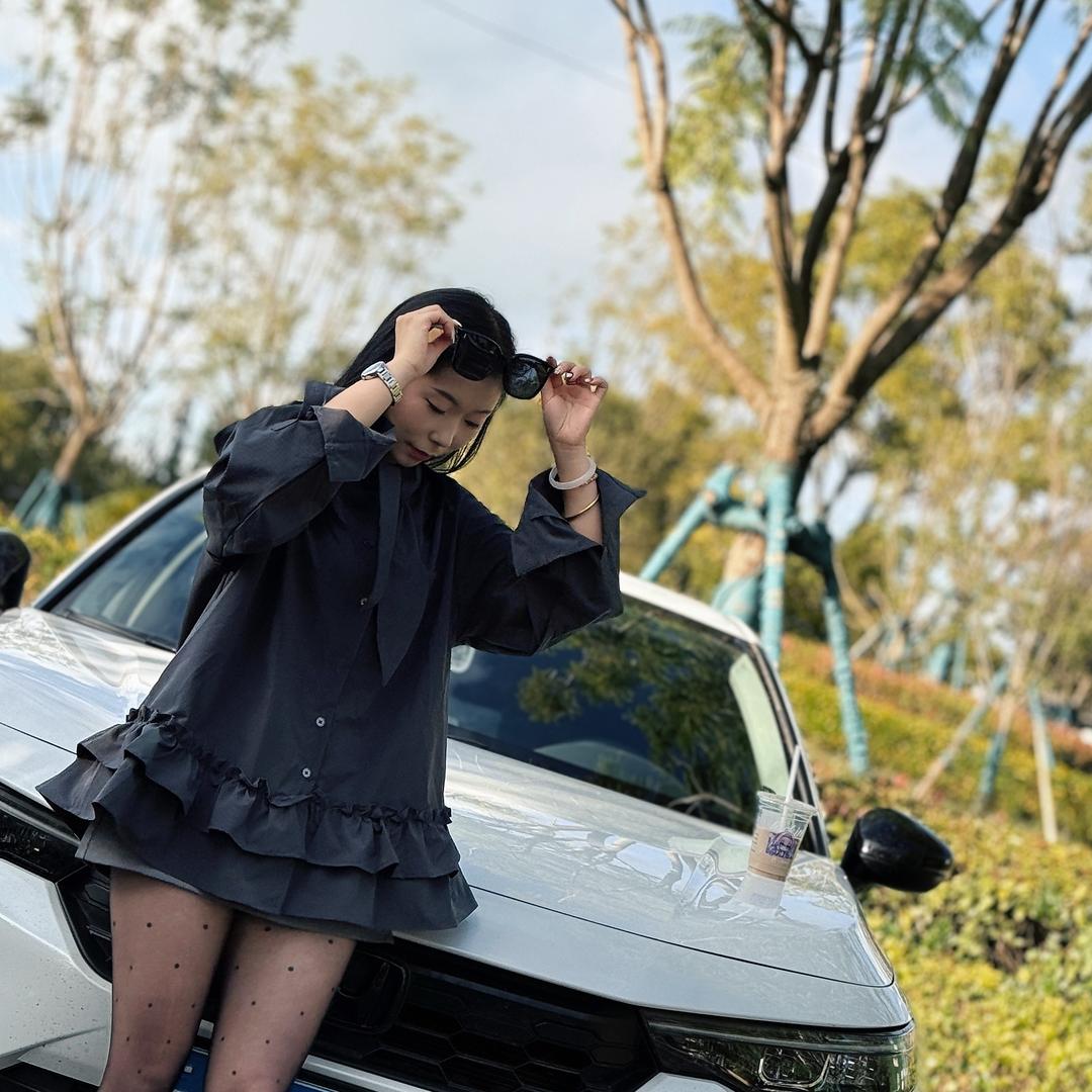 Tingting开车车_