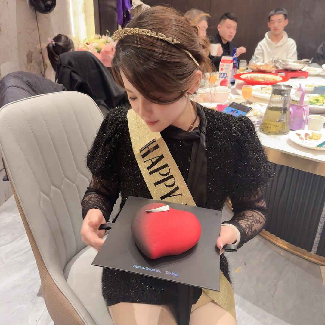@小费费