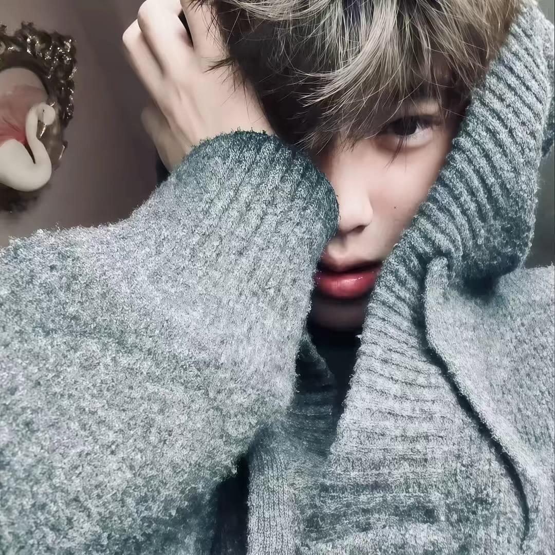 笼中鸟.