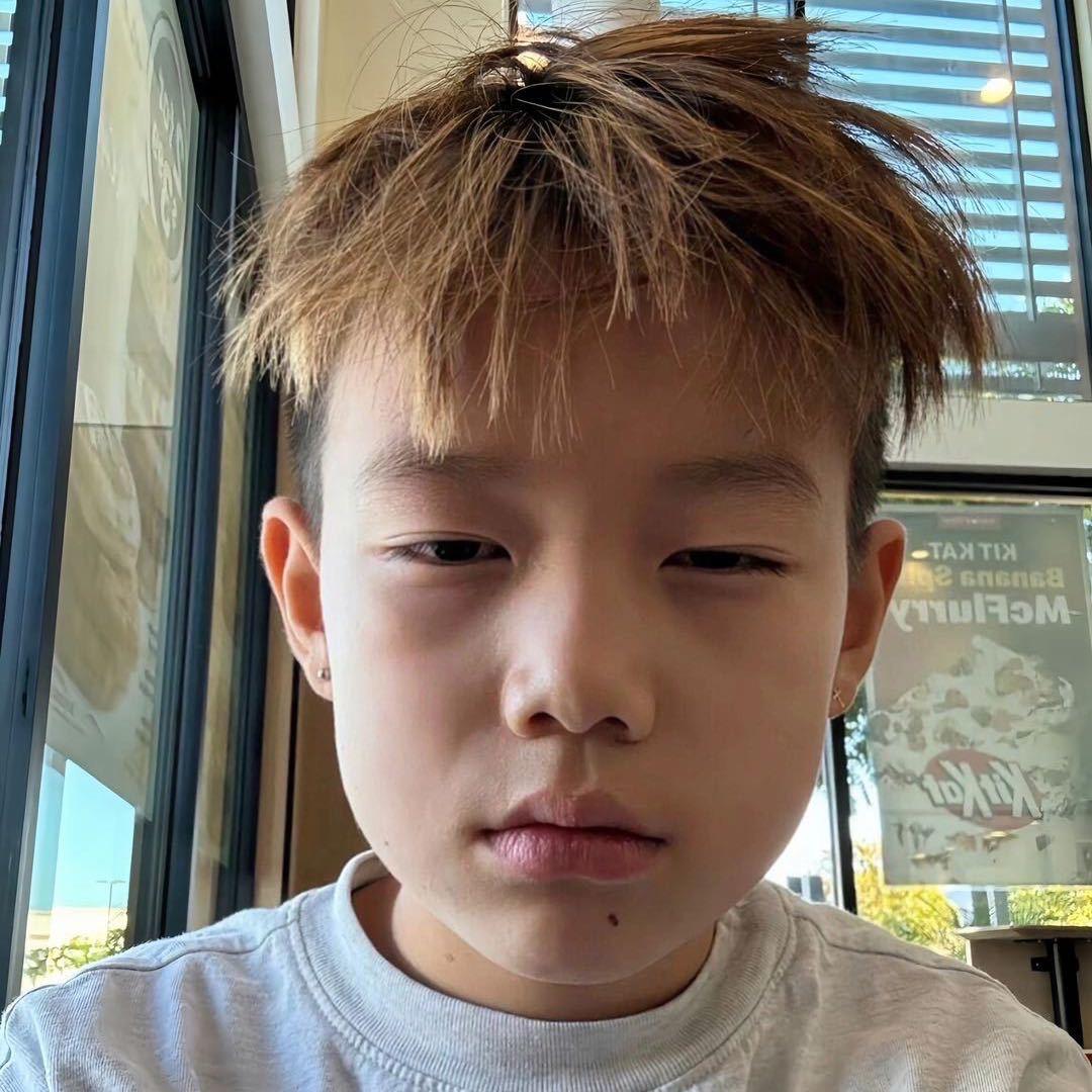Yy.