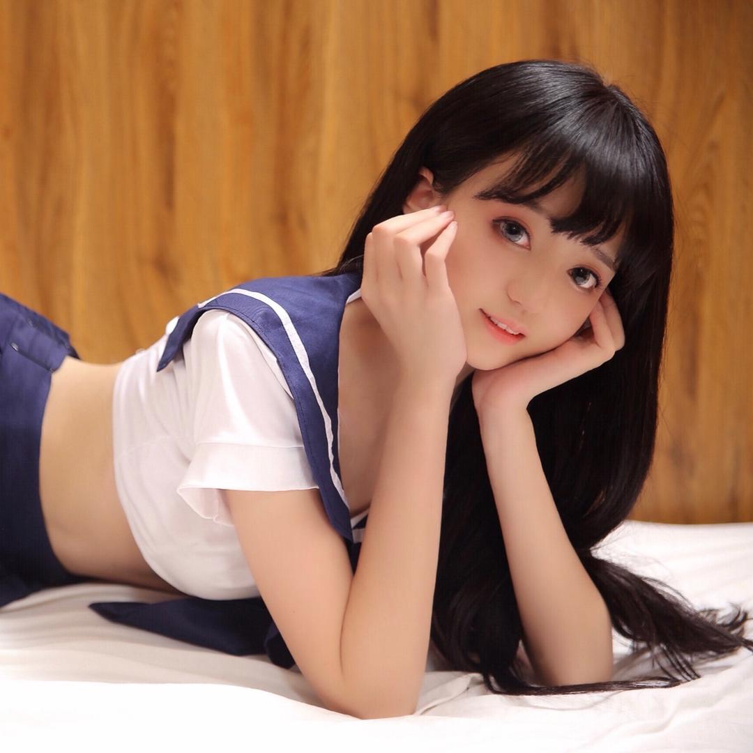 亲一口小萝莉@抖音