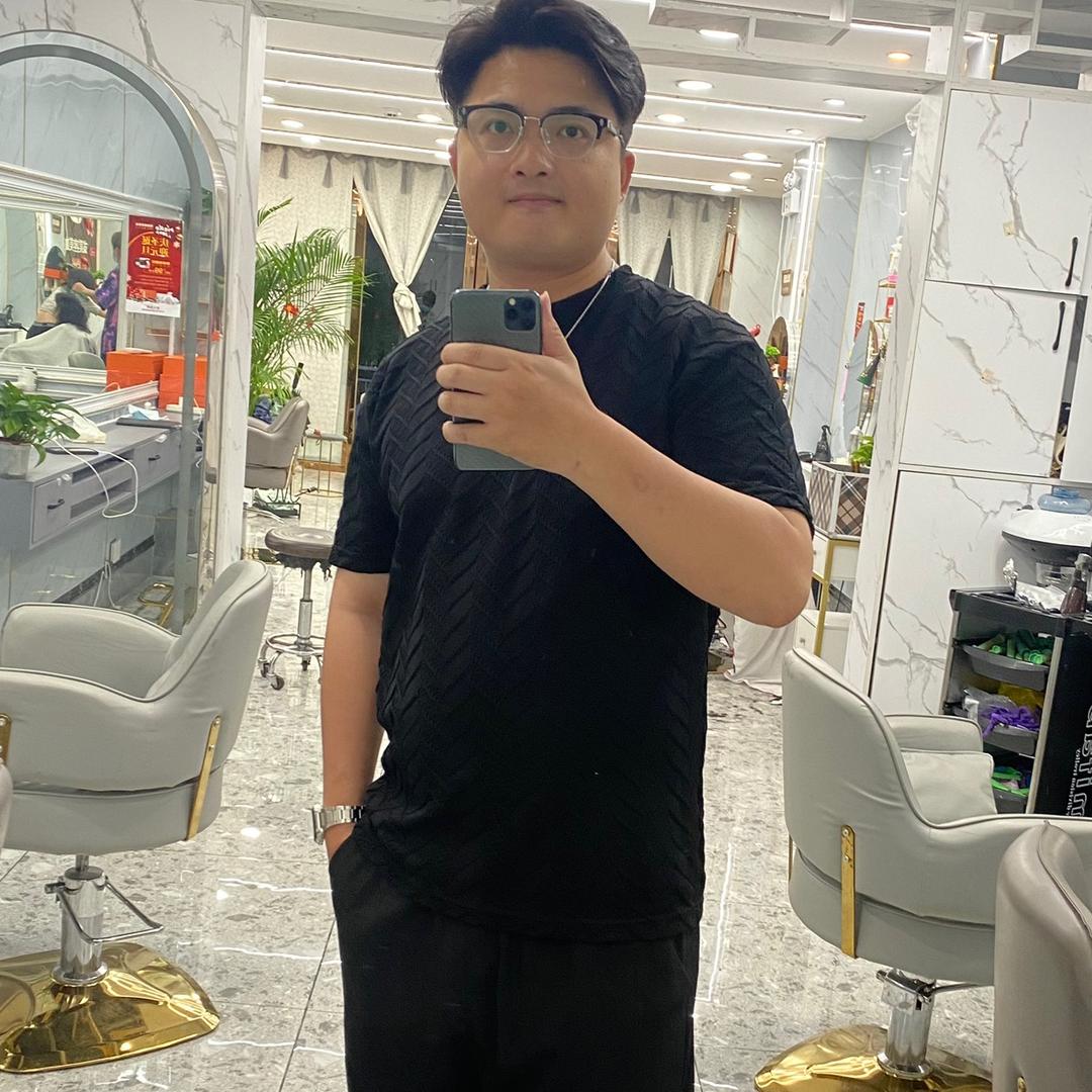 清远发型设计师—Aza《阿扎》