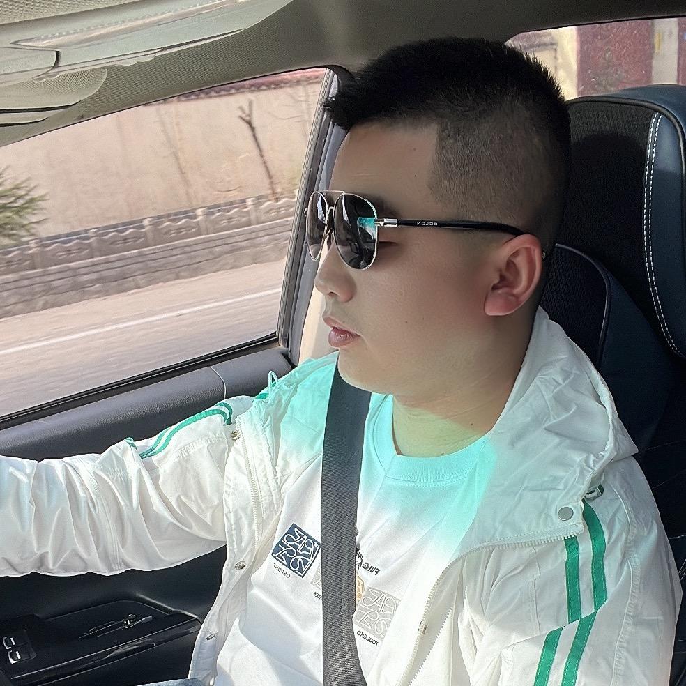 小王开锁换锁汽车钥匙