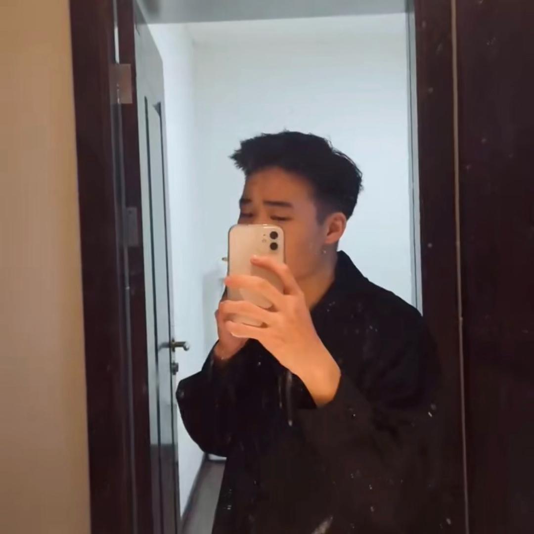 李嘉豪·