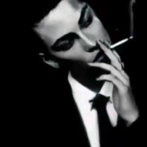 🌊独饮心上秋❄️