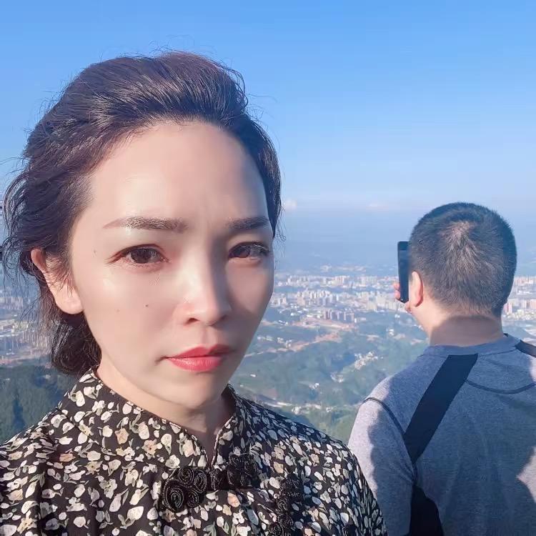 涛哥❤️柳姐一家