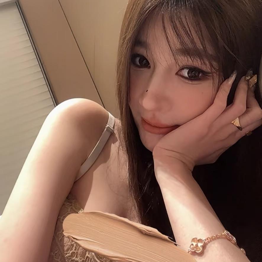 小菜爱吃冰淇淋