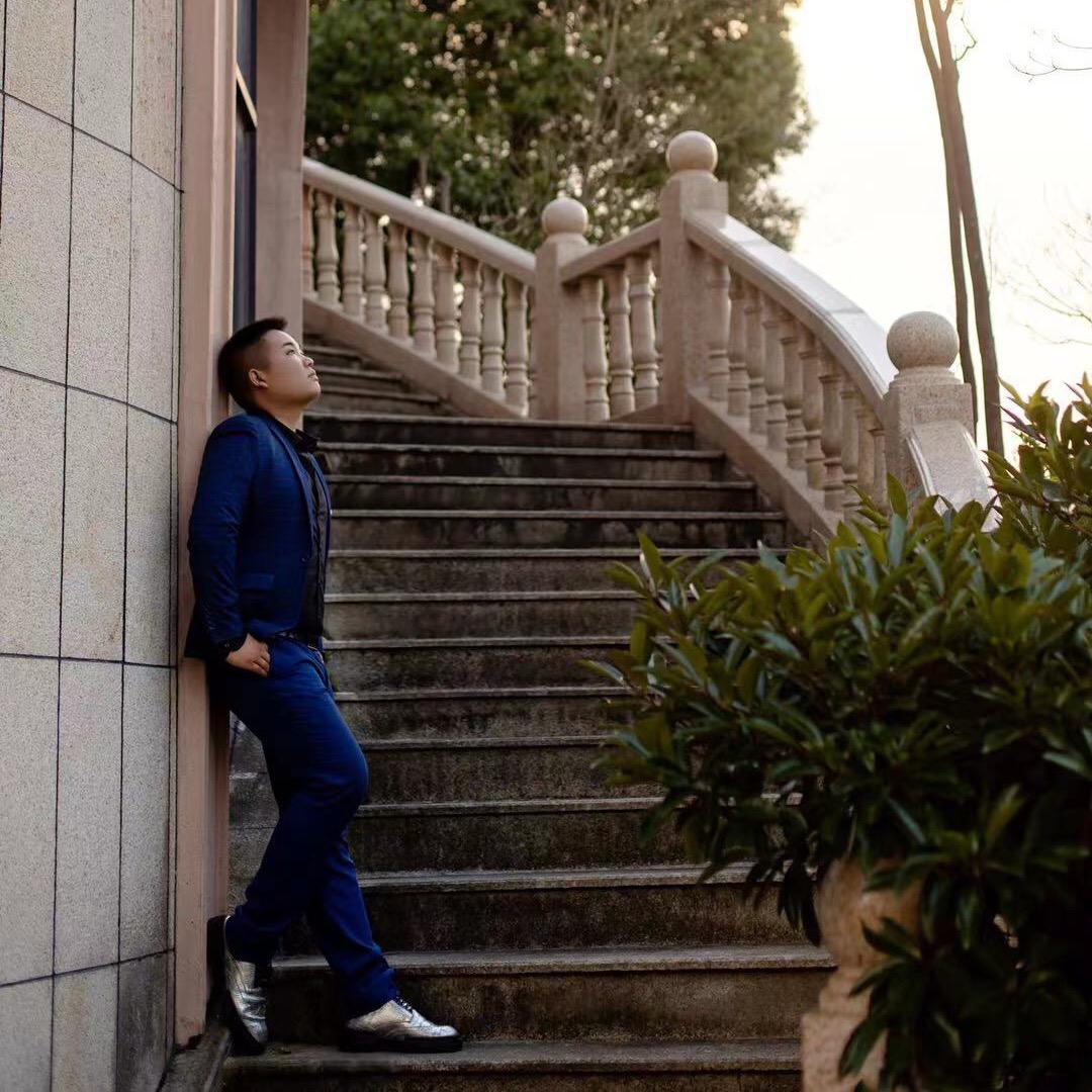 蓝塔实芯防护网 高登系统门窗