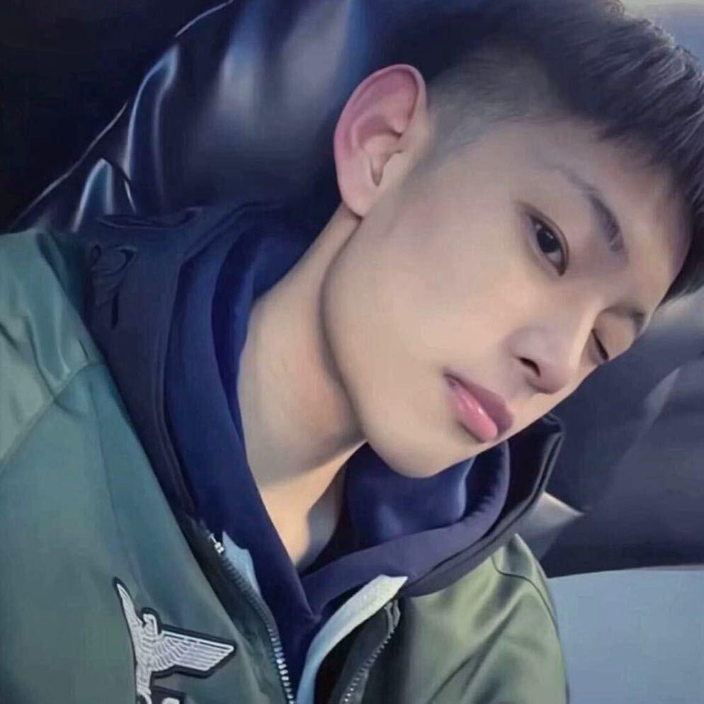 秋屿（贴心直属）