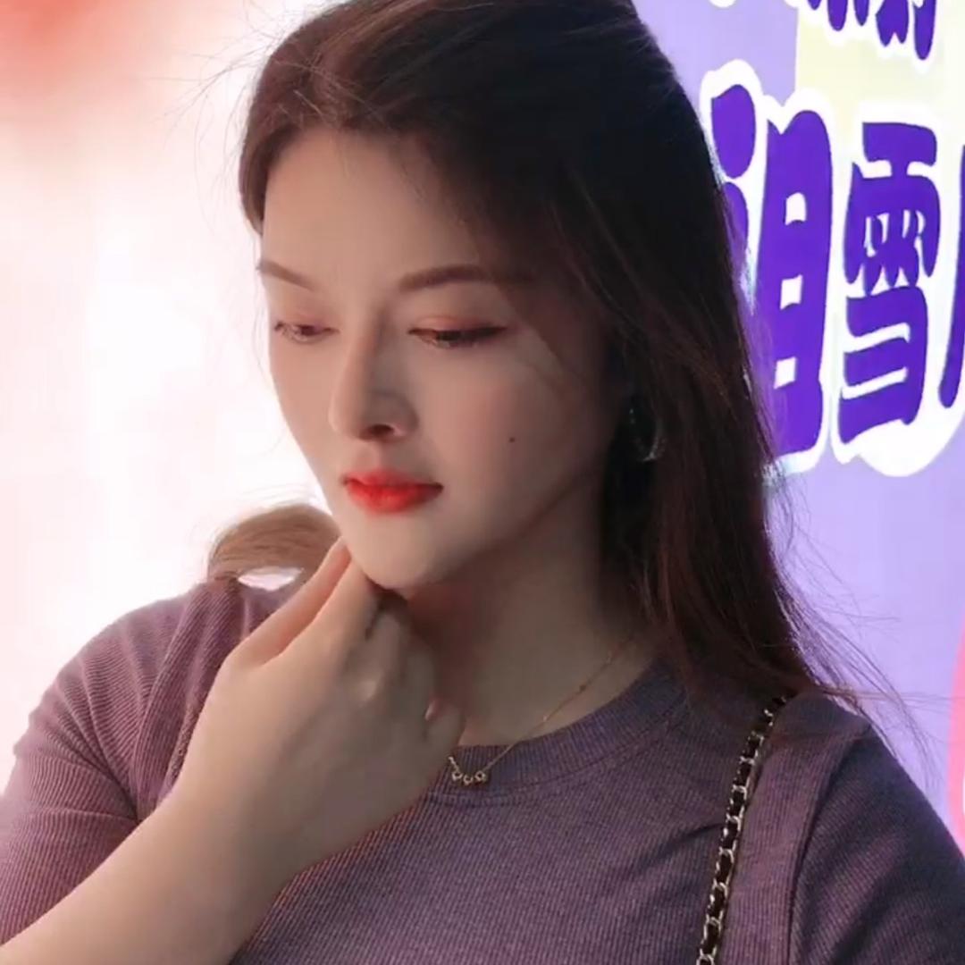 丽丽(不开播)