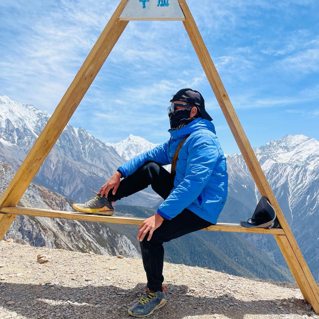 丙察察自驾游领队甲应小布