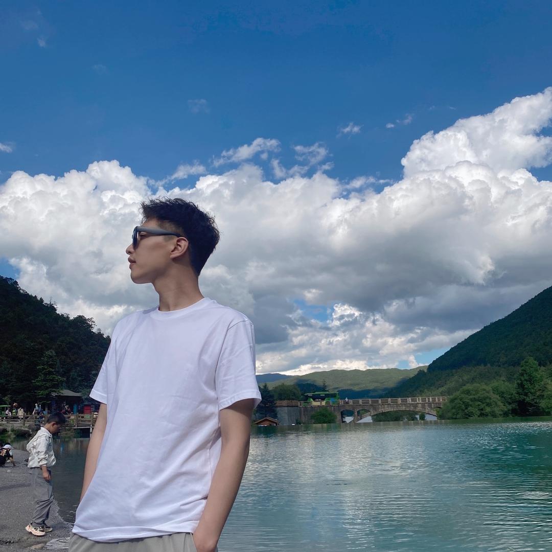 @小边弟弟