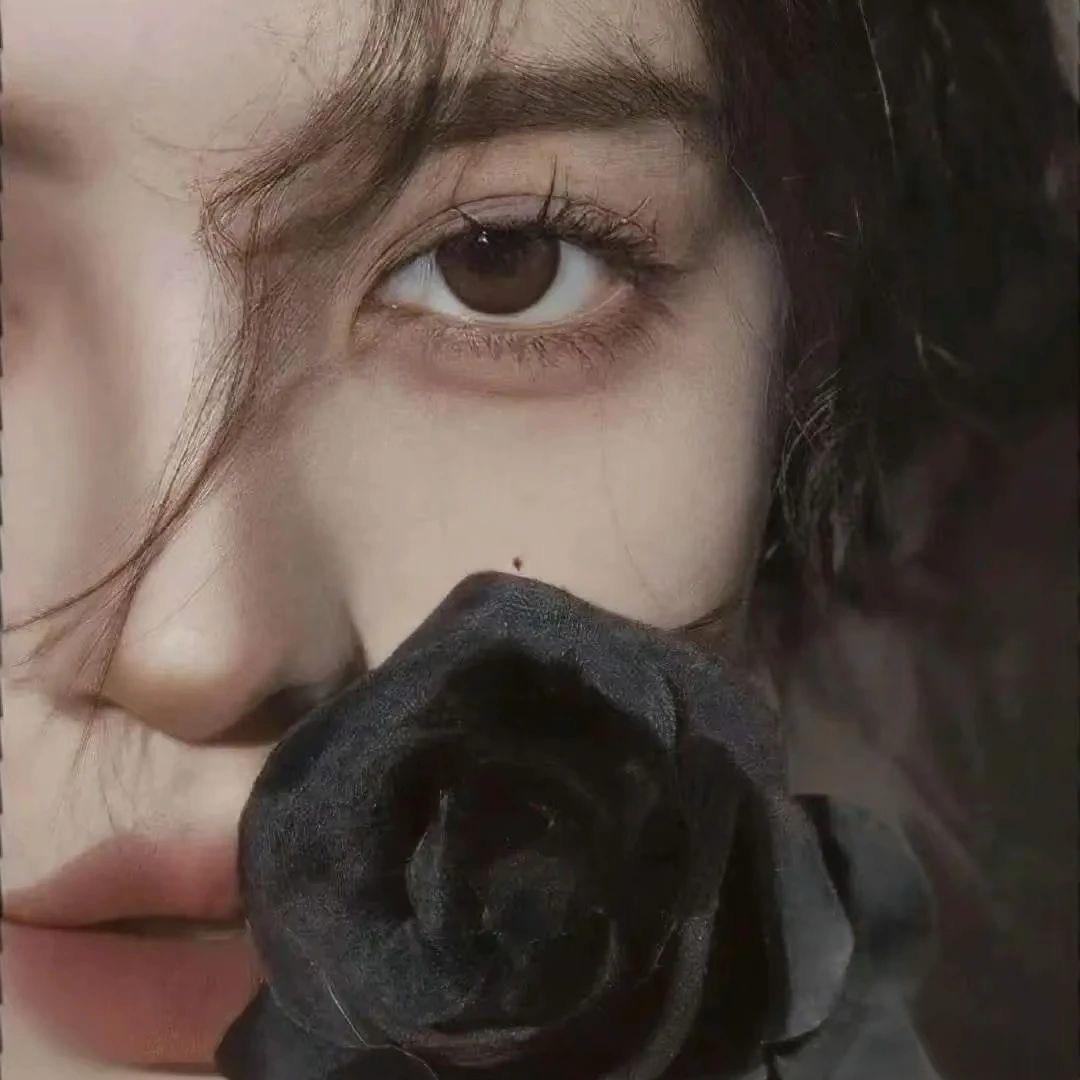 明明🧸