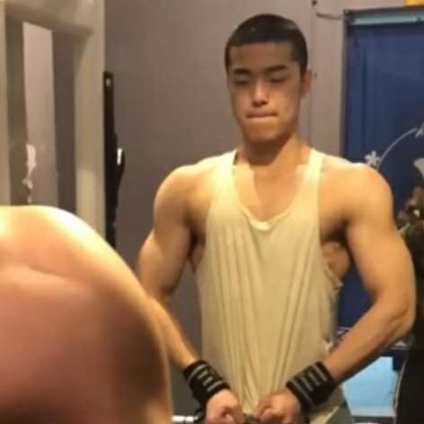 扛大刀