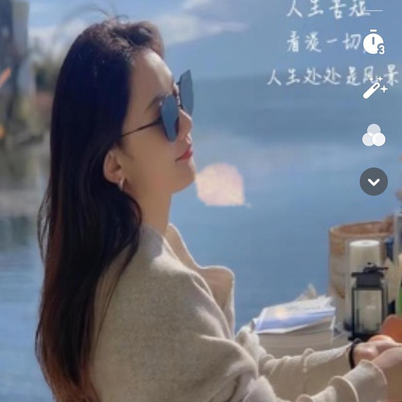 莉莉