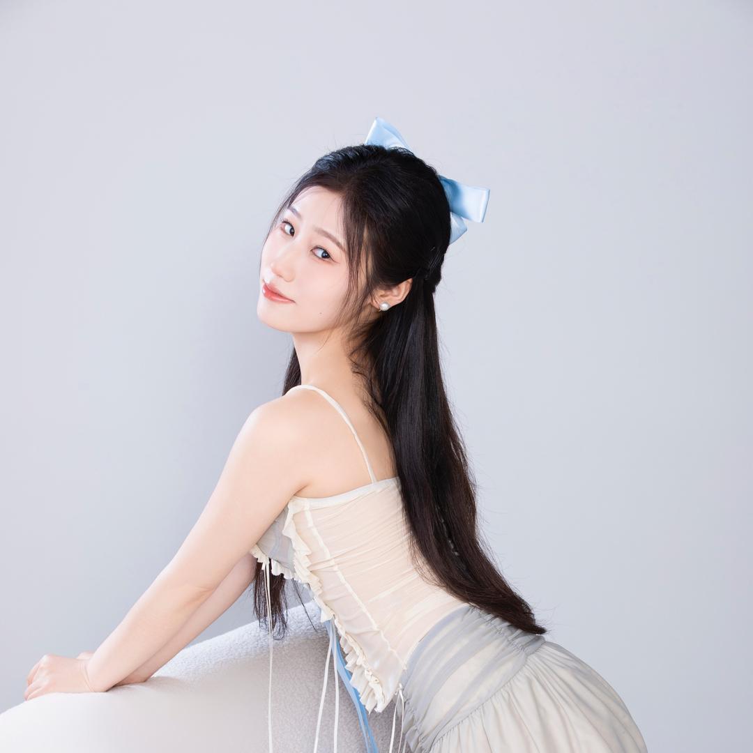 潞瑶瑶🦋