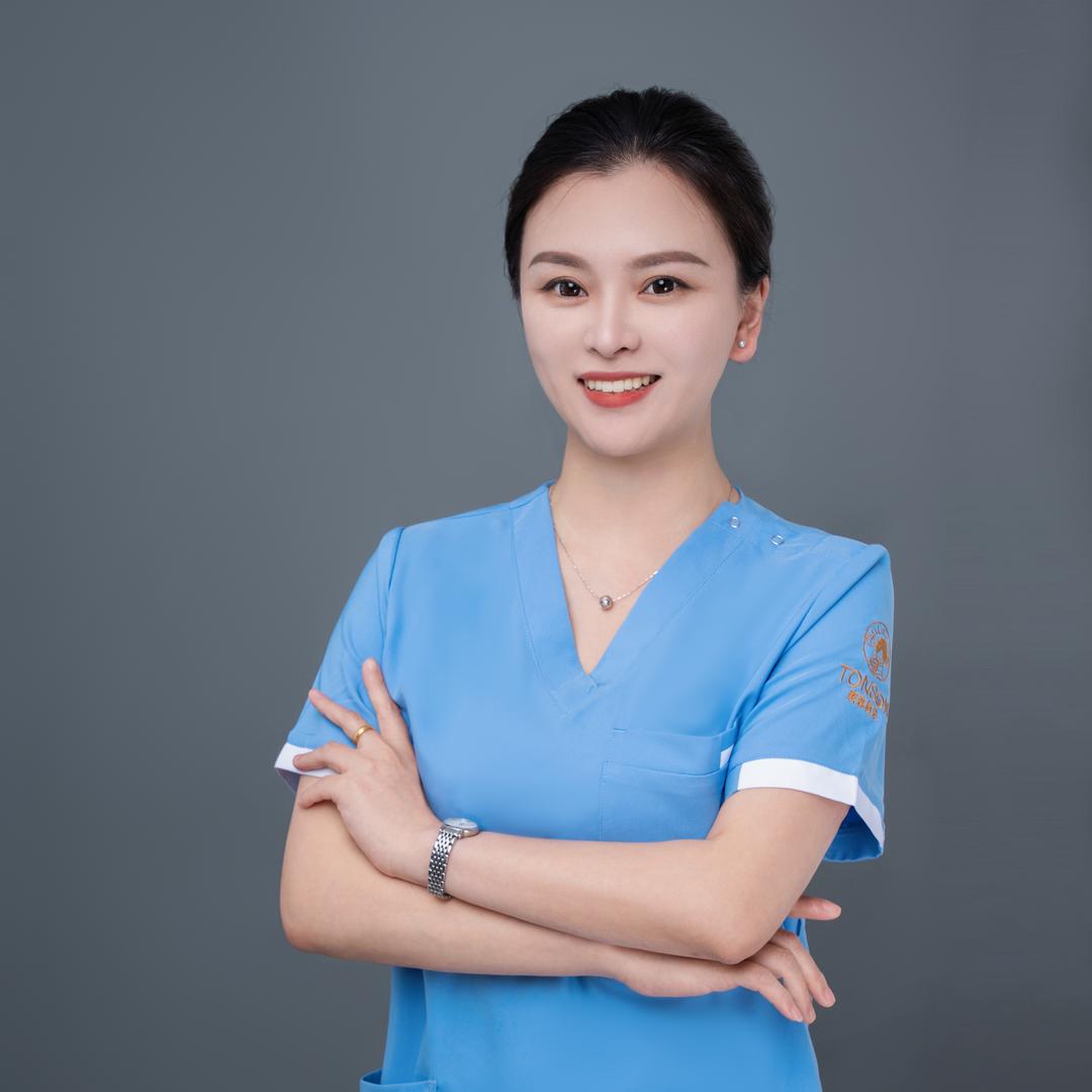 万州•术之颜•专业祛痘陈燕