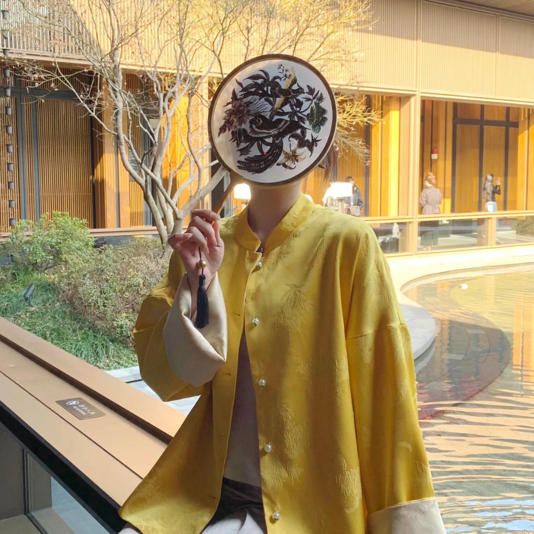 深圳南油豳鞷，新中式 小香风女装