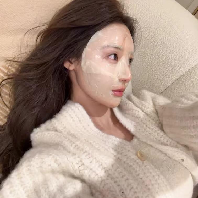爱笑、