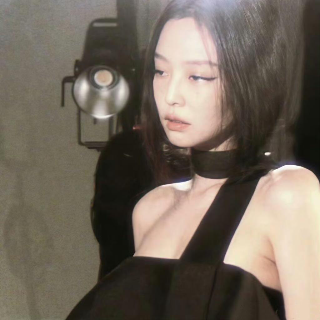 晴子.