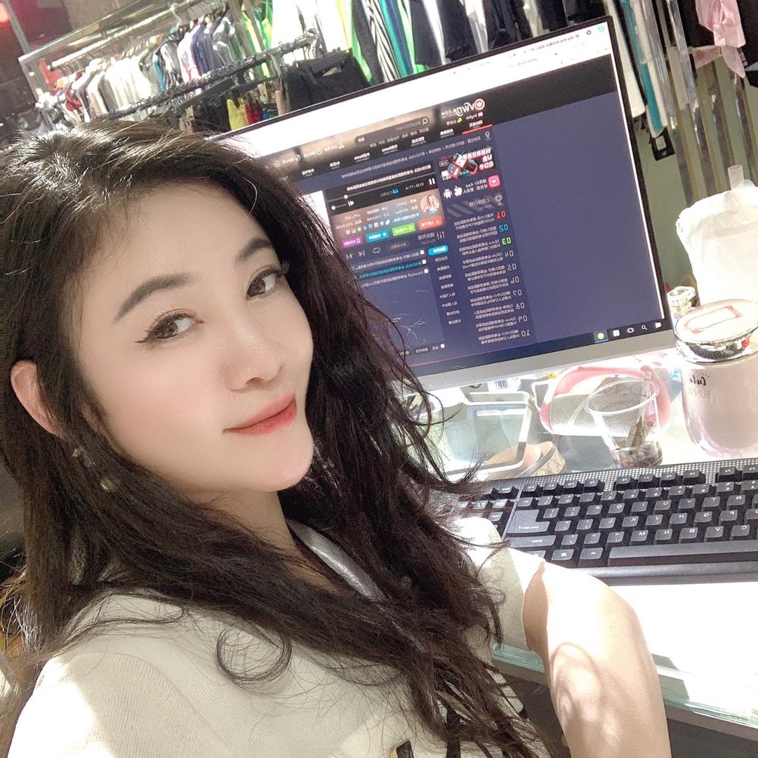 小如SR服饰