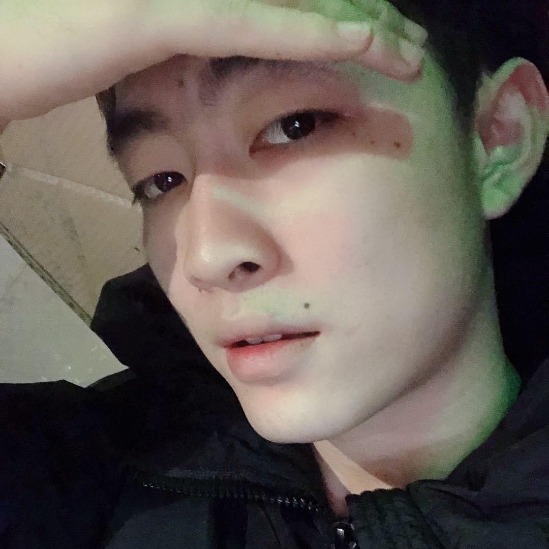 鸿顺德璟荟鞋行