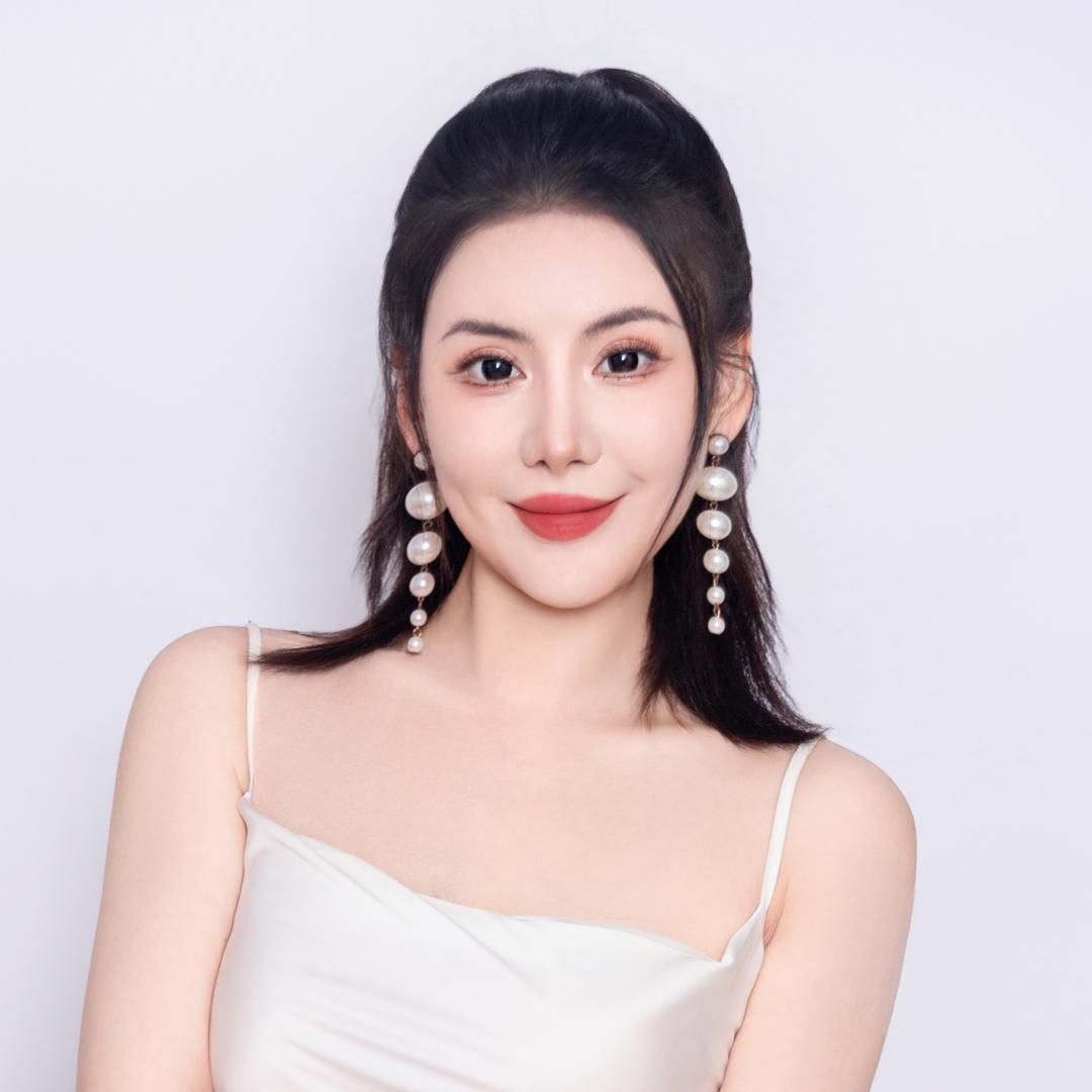 曾诗涵（户外晚6:30）@抖音