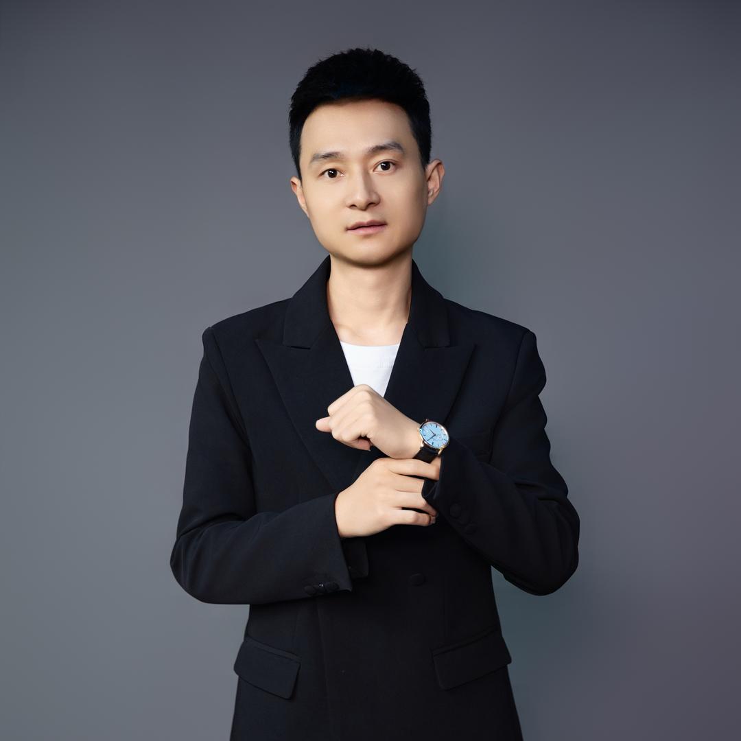 大伟助理·小凯