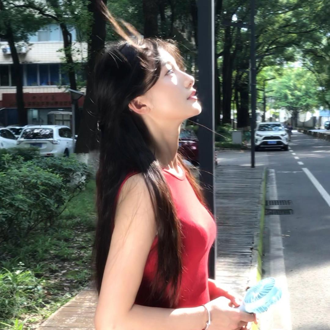 就是艺涵啦🦌