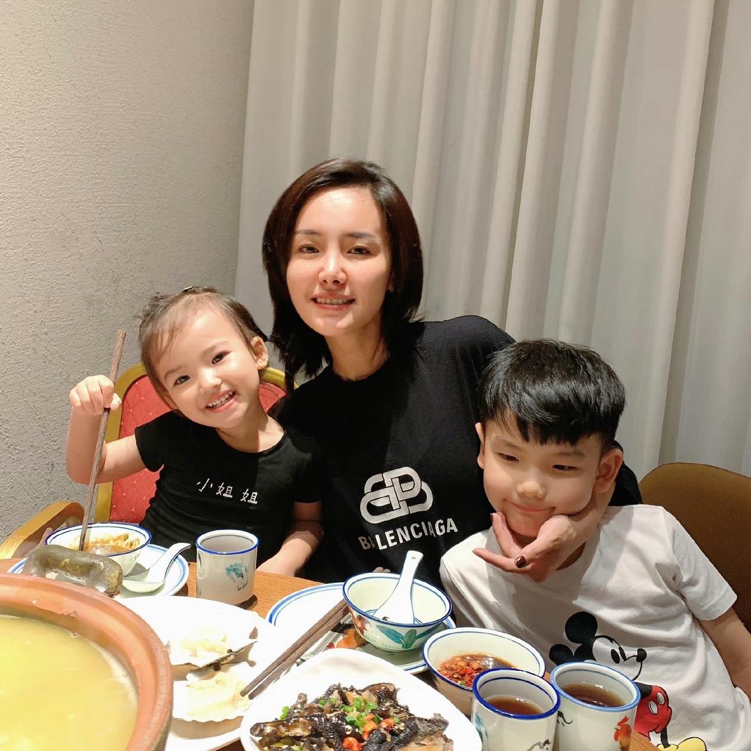 辰辰妈亲子童装