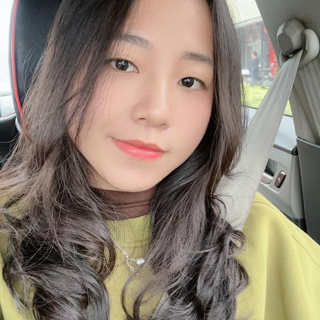 ꪶꪮꪜꫀ ꪑꫀ💛*玲