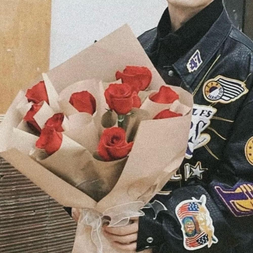 ￴￴￴ ￴ ￴ ￴