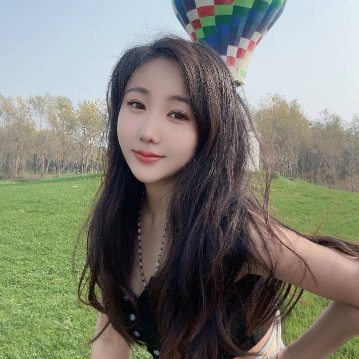 爱吃泡芙