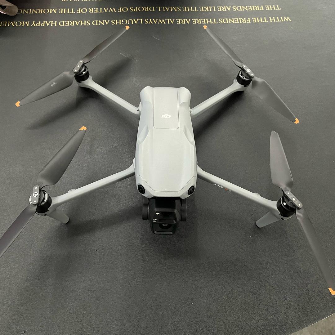 炸鸡王(何主任)