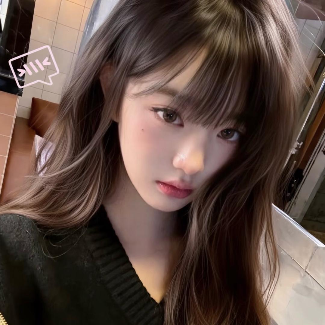 ︀