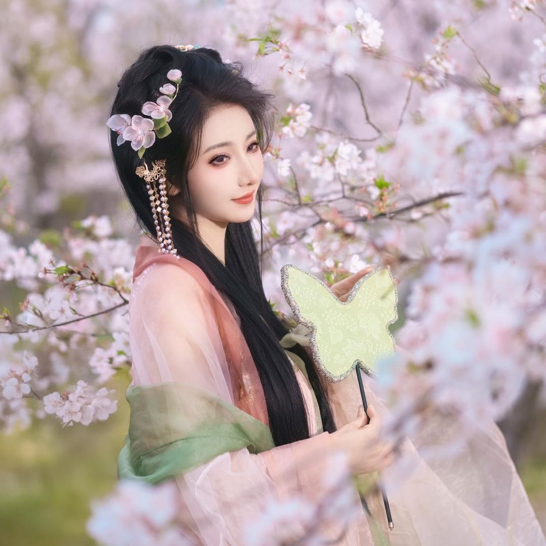 季霖儿🦋
