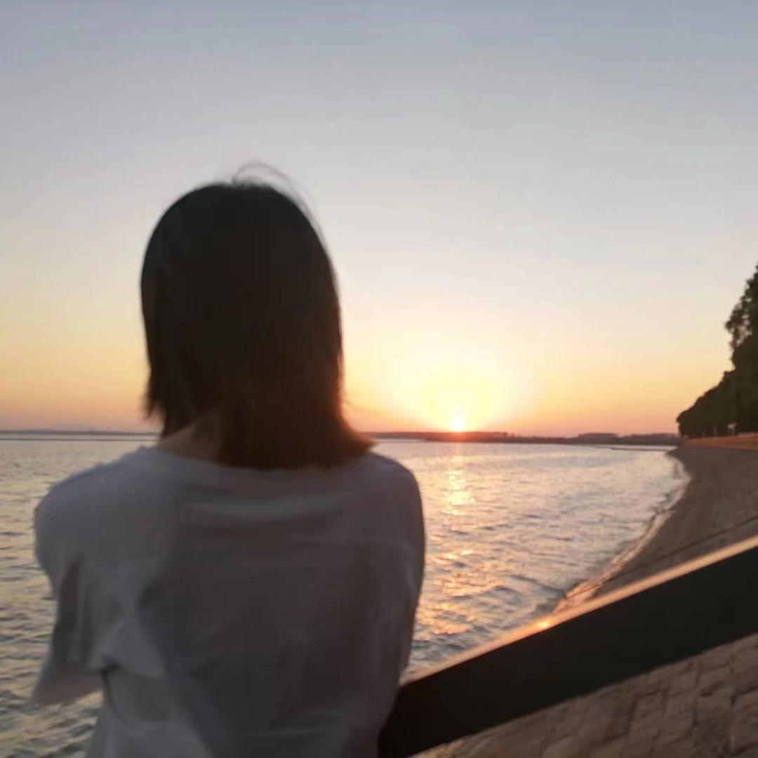 村里在逃翠花👧🏾