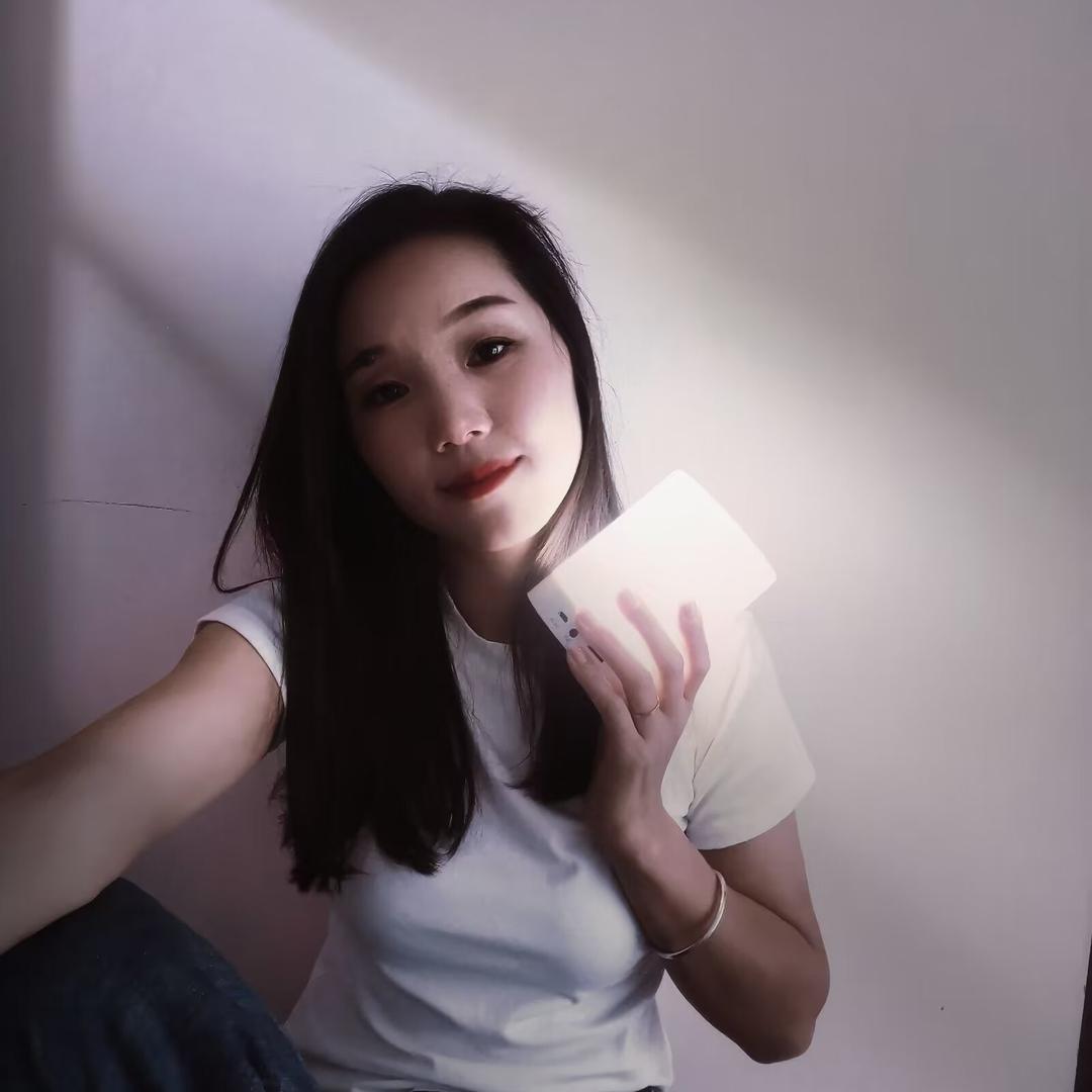 六小姐💋（每天12点20直播）