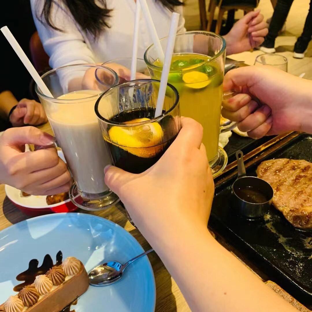 爱吃爱逛
