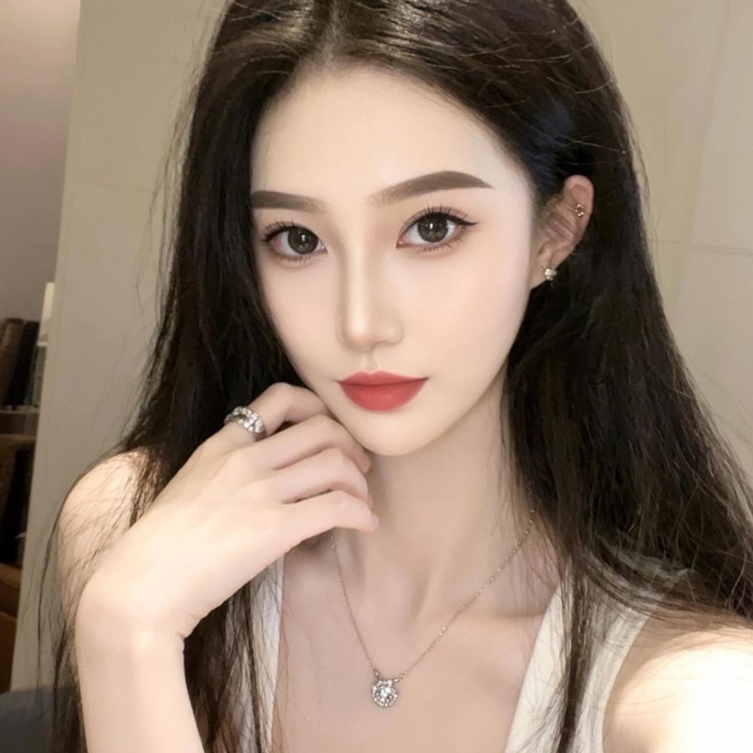 🦋.
