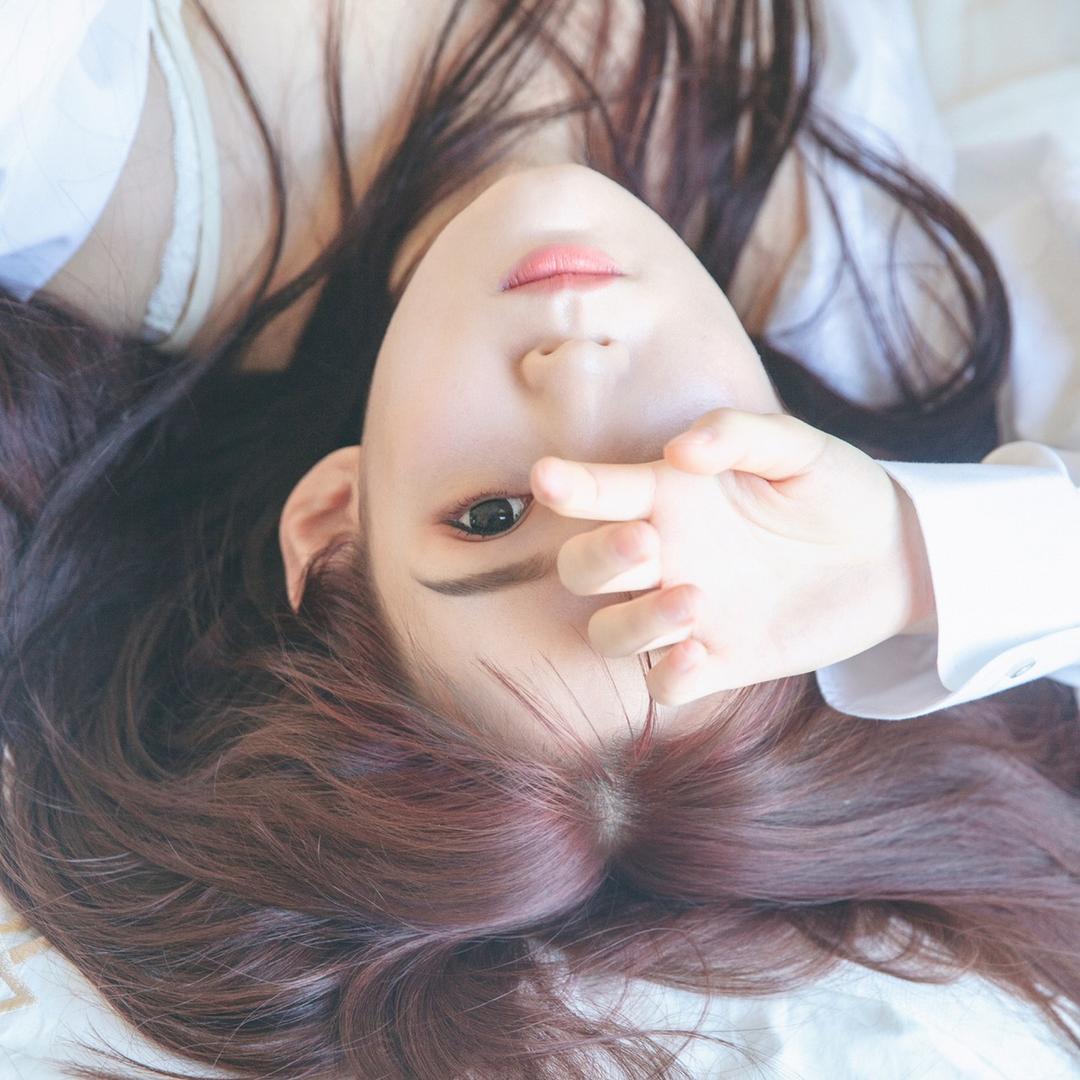 郑七七   🐷