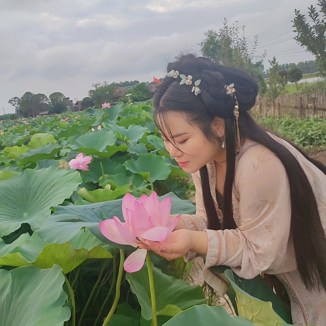 嘉鱼建美汉服妆造